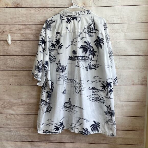 ROYAL CREATIONS HAWAIIAN SHIRT
MADE IN HAWAII - Picture 6 of 7